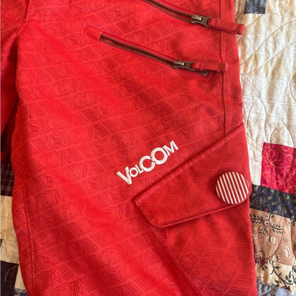 Volcom Snowpants - Picture 2 of 5